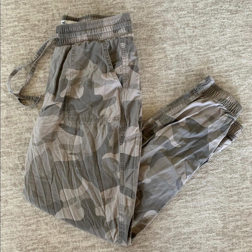 camo joggers